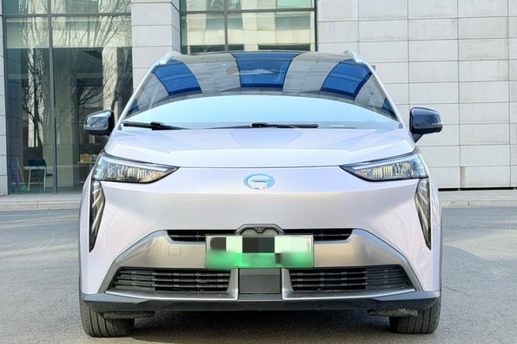 Used AION Y 2022 70 Tech Edition Lithium Iron Phosphate
