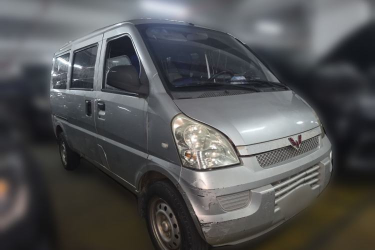 Used Wuling Rongguang  Front Right 45 Deg