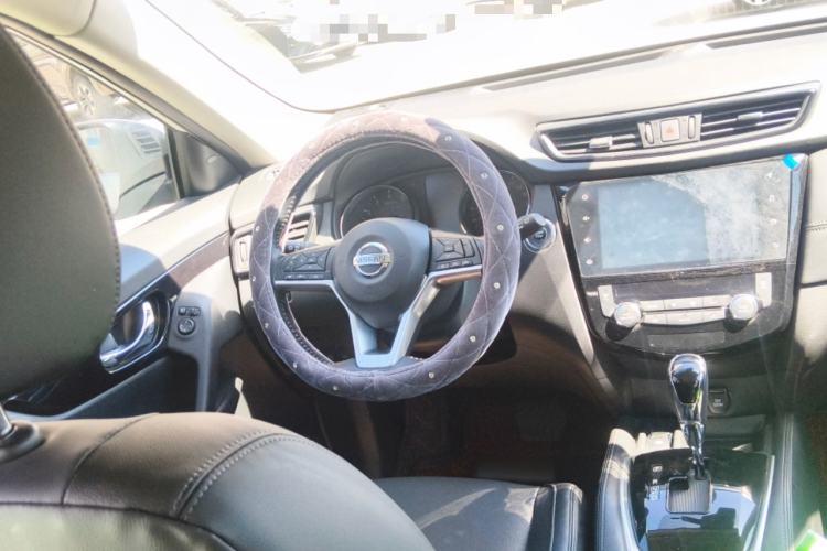 Used Nissan X-Trail 2019 2.0L CVT Smart Connect Comfort Edition 2WD Steering Wheel