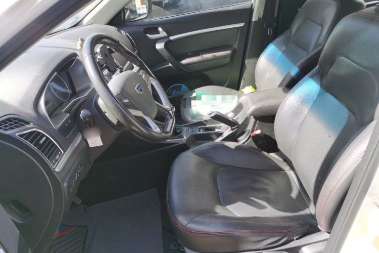 Used Geely Auto Emgrand 2015 Sedan 1.5L Manual - Top Trim Level
