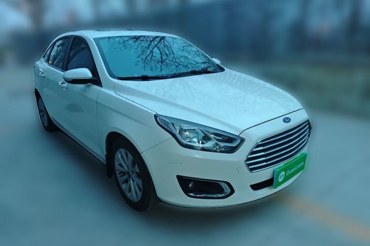 Used Ford Escort 2015 1.5L Automatic Fashion Model