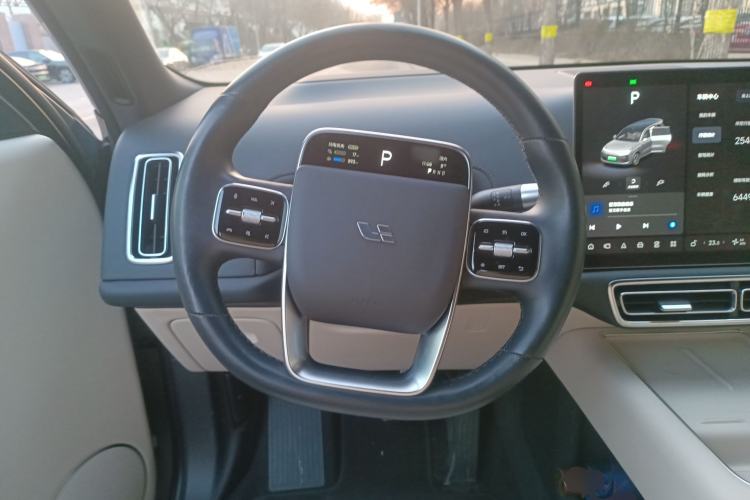 Used Li Auto L9 2022 Max model
