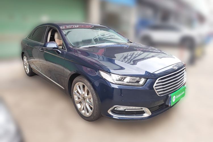 Used Ford Taurus 2015 EcoBoost 325 V6 Flagship Model Front Right 45 Deg