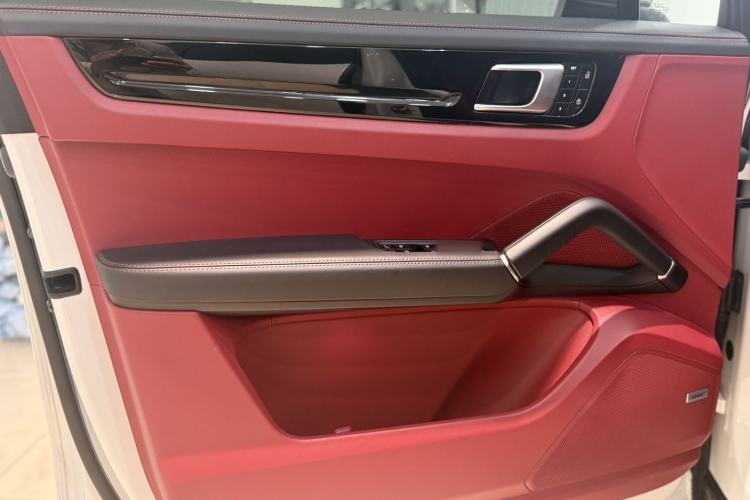 Used Porsche Cayenne E-Hybrid 2021 Cayenne E-Hybrid 2.0T