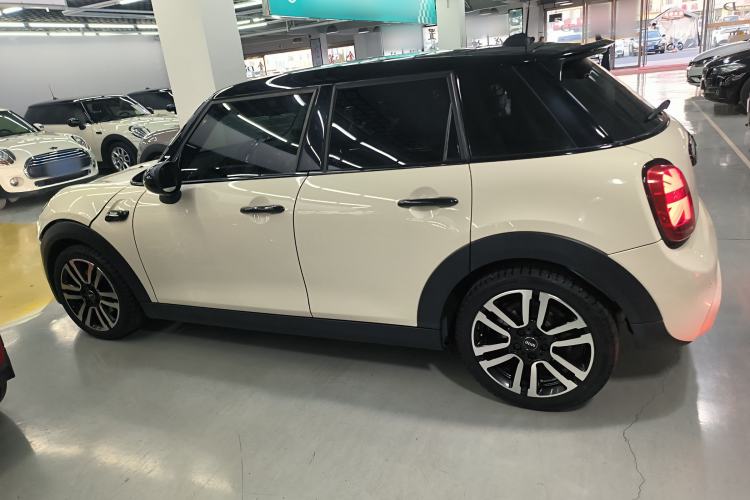 Used MINI MINI 2019 2.0T COOPER S Classic Edition Five-Door Model