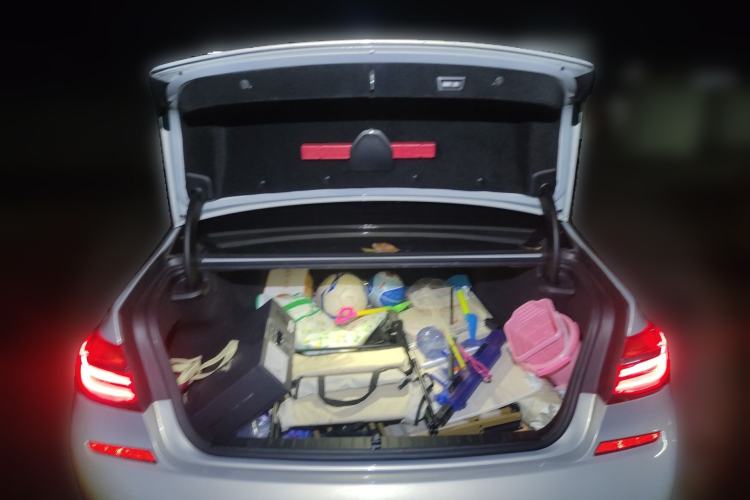 Used BMW 7 Series 2018 730Li Luxury Edition M Sport Package Trunk