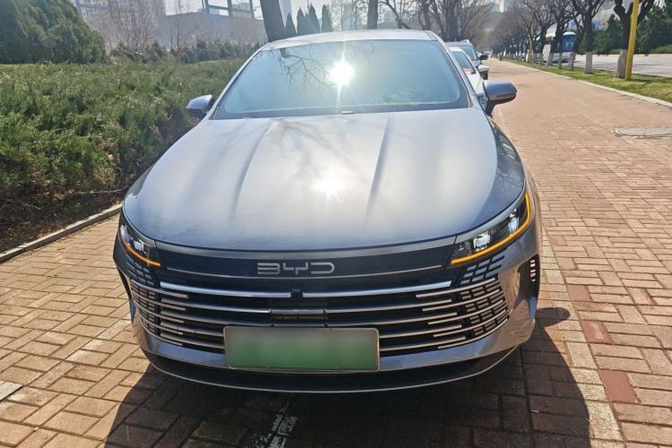 Used BYD Destroyer 05 2024 Honor Edition DM-i 120KM Luxury Model Front