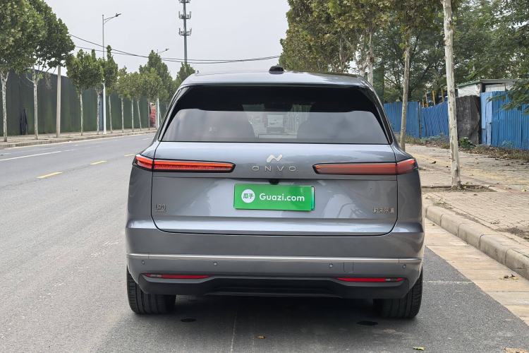 Used ONVO Luxeed L90 2025 Model—Max Six-Seater Version
