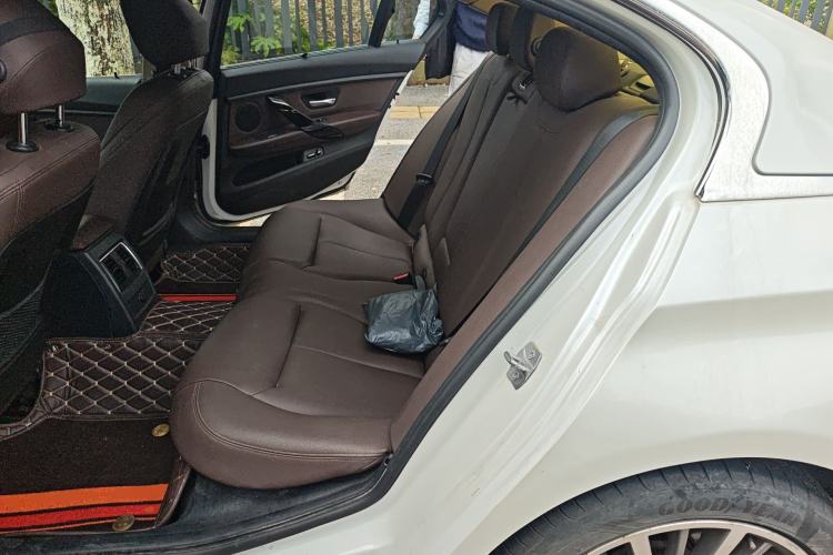 Used BMW 3 Series 2019 320Li Fashion Model Left Rear Seat