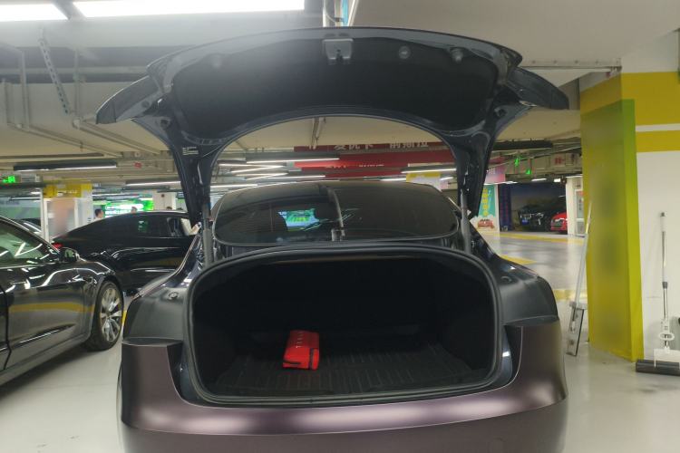 Used Tesla Model 3 2025 Rear-Wheel-Drive Version Trunk