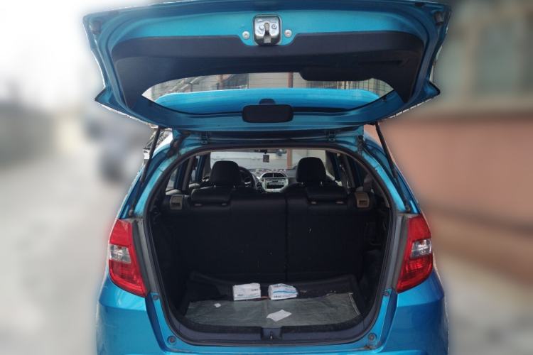 Used Honda Fit 2011 1.3L automatic comfort version