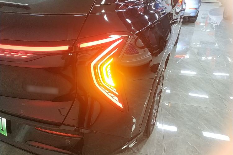 Used Hongqi Tiangong 08 2025 680 Ultra Four-Wheel-Drive Version Exterior 3