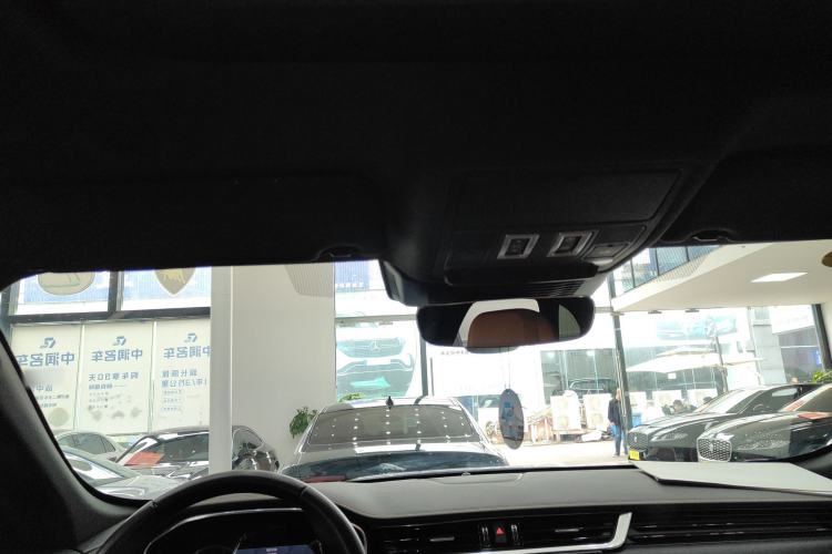 Used Jaguar F-PACE 2023 P250 R-Dynamic BLACK
