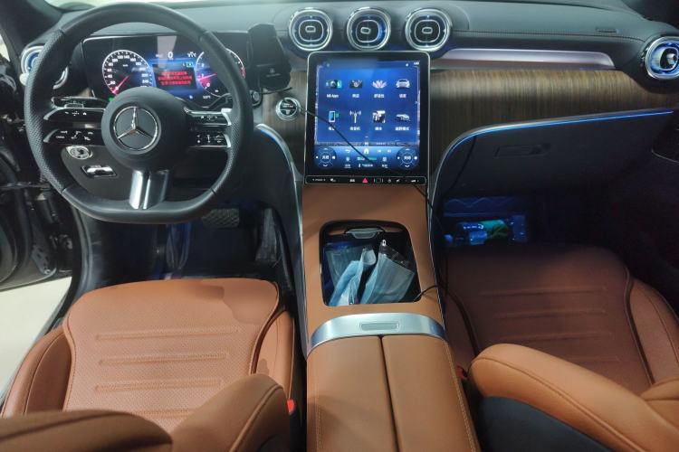 Used Mercedes-Benz GLC 2024 Refreshed GLC 300 L 4MATIC Dynamic Version 5 Seats
