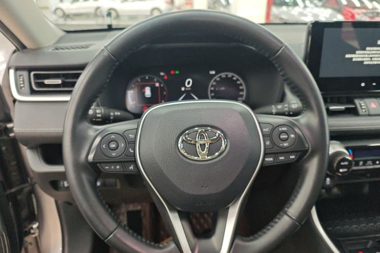 Used Toyota Wildlander 2023 2.0L CVT Four-Wheel Drive Luxury PLUS Edition