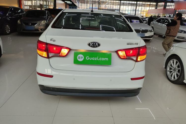 Used Kia K2 2015 Sedan 1.4L MT GLS