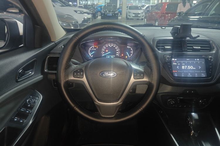 Used Ford Escort 2015 1.5L Automatic Fashion Model Steering Wheel