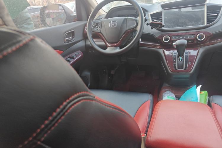 Used Honda CR-V 2016 2.0L two-wheel drive Urban Edition