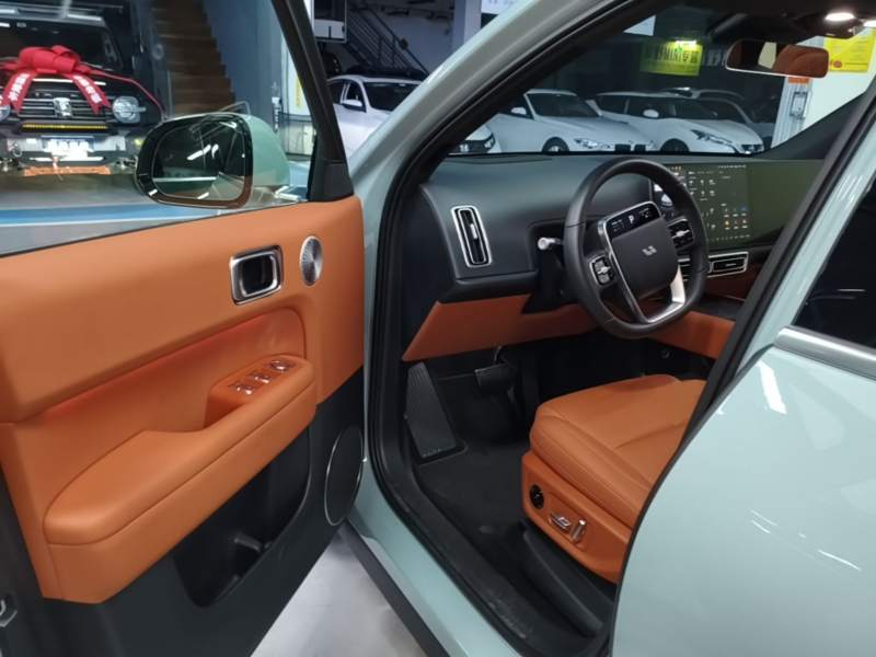 Used Li Auto L6 2025 Max Smart Refresh Edition — 15