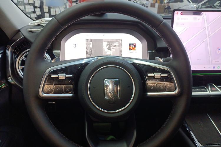 Used Tank 400 New Energy 2026 Model—Hi4-T Smart Enjoyment Version Steering Wheel