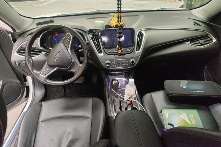 Used Chevrolet Malibu XL 2019 Redline 550T Automatic RuiLian Edition Center Console