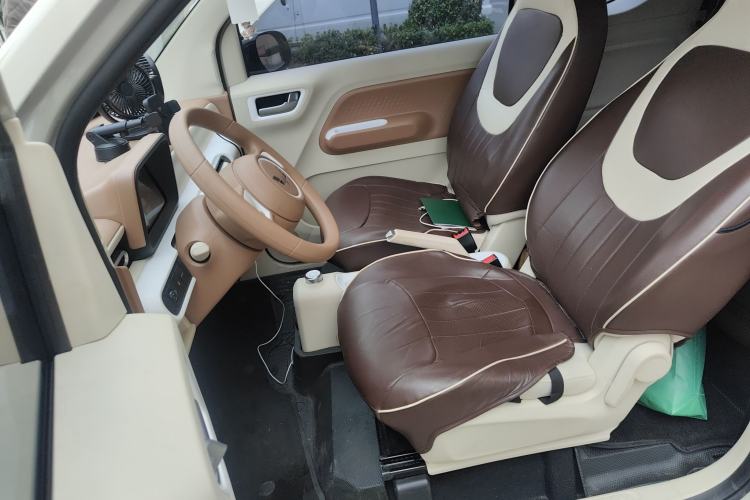 Used Wuling Hongguang MINIEV 2024 3rd Generation 215km Youth Edition Left Front Seat