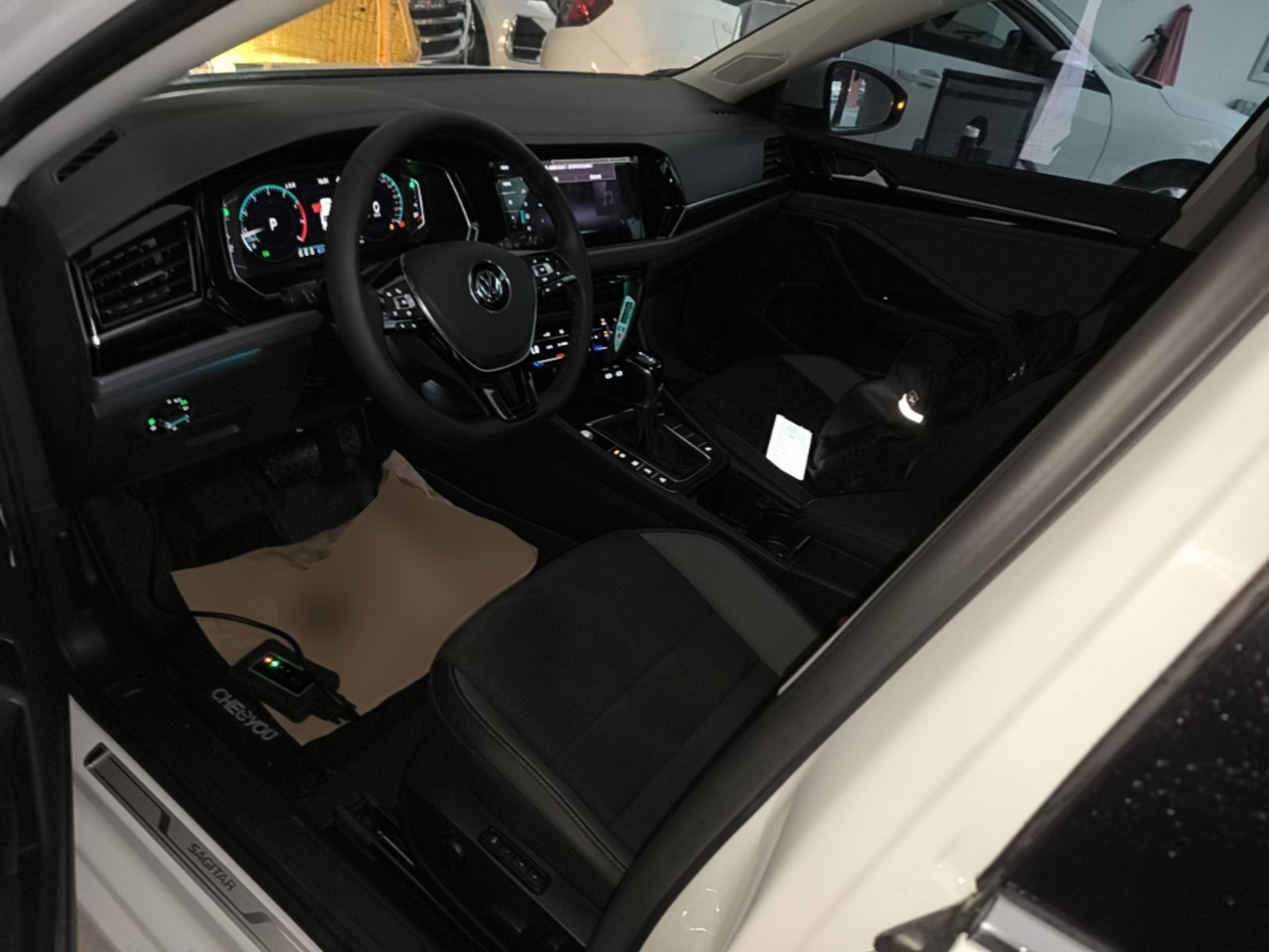 Interior delantero