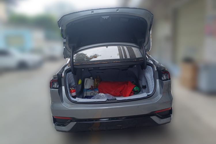 Used Ford Mondeo 2023 1.5T E-Hybrid ST-Line Trunk