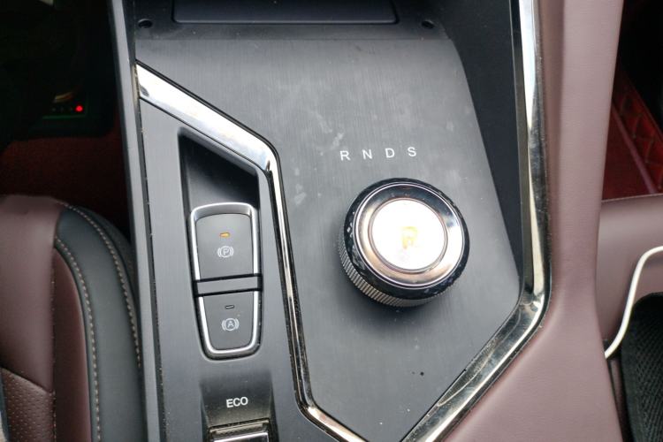 Used SOL X8 PLUS 2023 1.5 TGDI DCT Luxury Edition 7-Seater