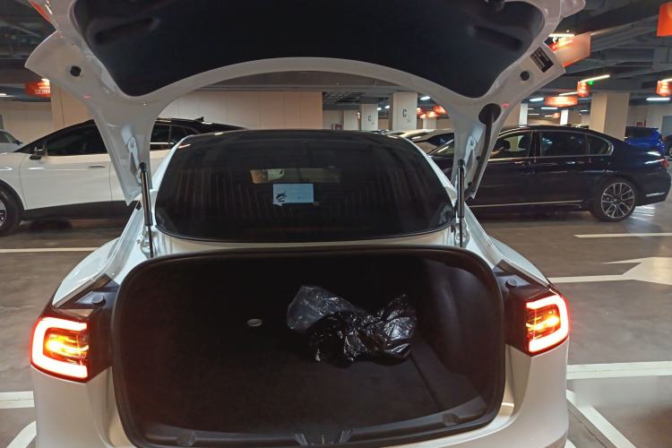 Used Tesla Model 3 2019 Standard Range Rear-Drive Upgraded Version Trunk