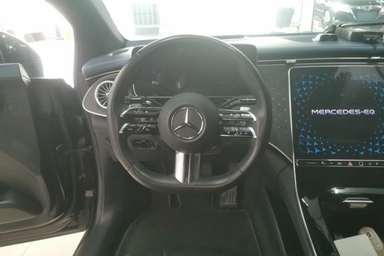 Used Mercedes-Benz EQE 2022 350 First Edition Special Version

