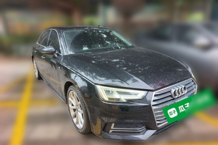 Used Audi A4L 2018 30th Anniversary Edition 40 TFSI Fashion Model
