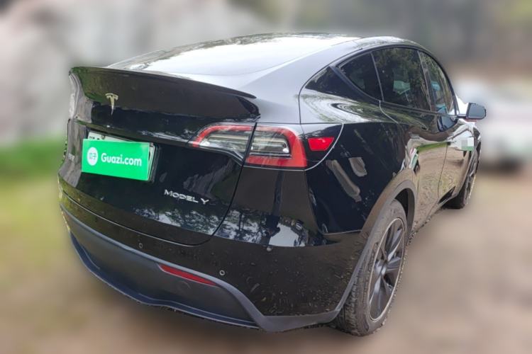 Used Tesla Model Y 2021 Long-Range All-Wheel-Drive Version 3D7