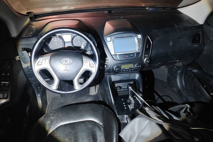 Used Hyundai ix35 2013 2.0L Automatic Two-Wheel Drive Smart GLS China IV Standard