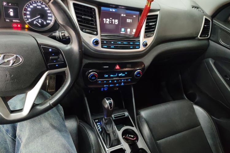 Used Hyundai Tucson 2015 1.6T Dual-Clutch Two-Wheel-Drive Smart Model
