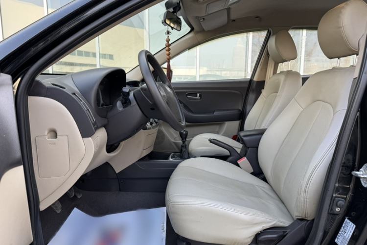 Used Hyundai Celesta 2016 1.6L Manual Joy Edition