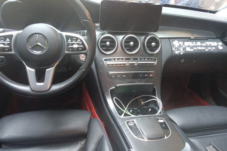 Used Mercedes-Benz C-Class 2019 C 260 L Sport Edition Center Console