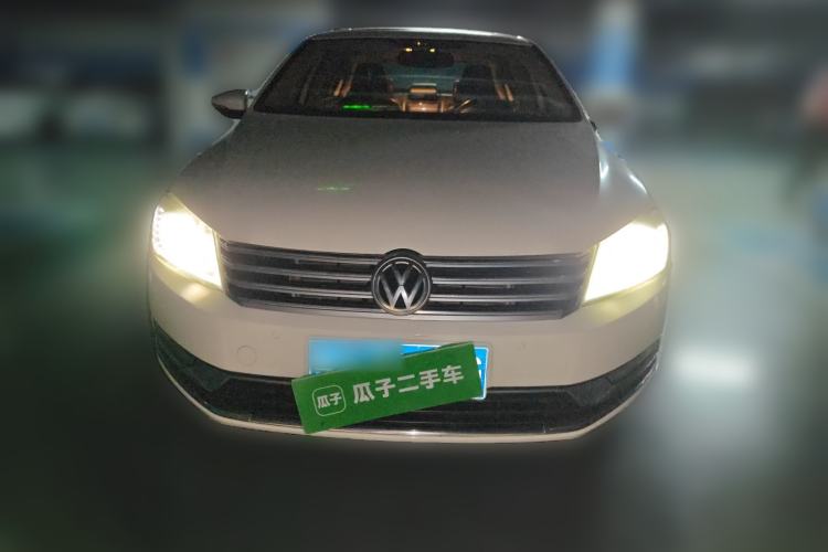 Used Volkswagen Magotan 2012 Revised 1.8TSI Luxury Version
