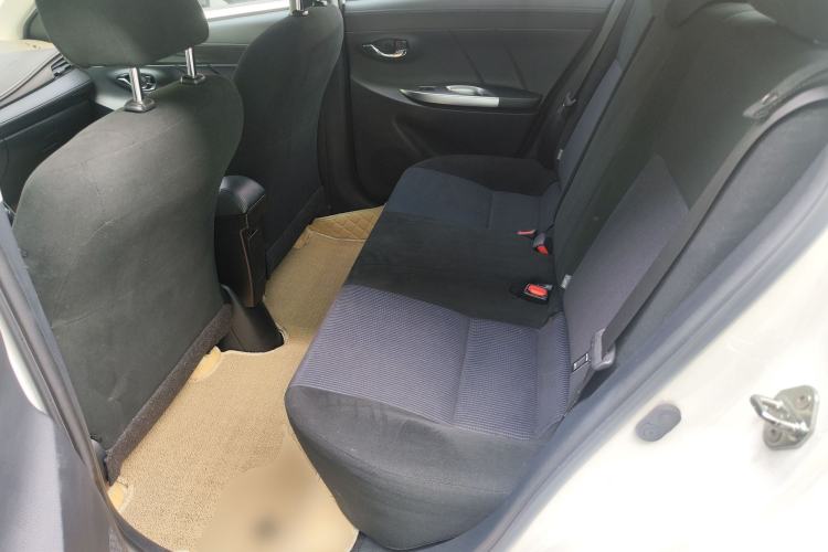 Used Toyota YARiS L Zhi Xuan 2015 1.5E Automatic Charm Edition Left Rear Seat