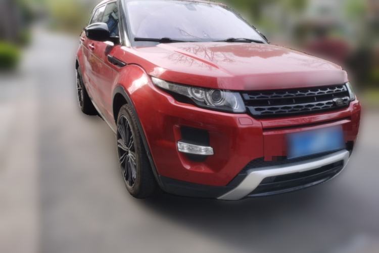 Used Land Rover Range Evoque 2014 2.0T 5-Door Ignite Edition Front Right 45 Deg