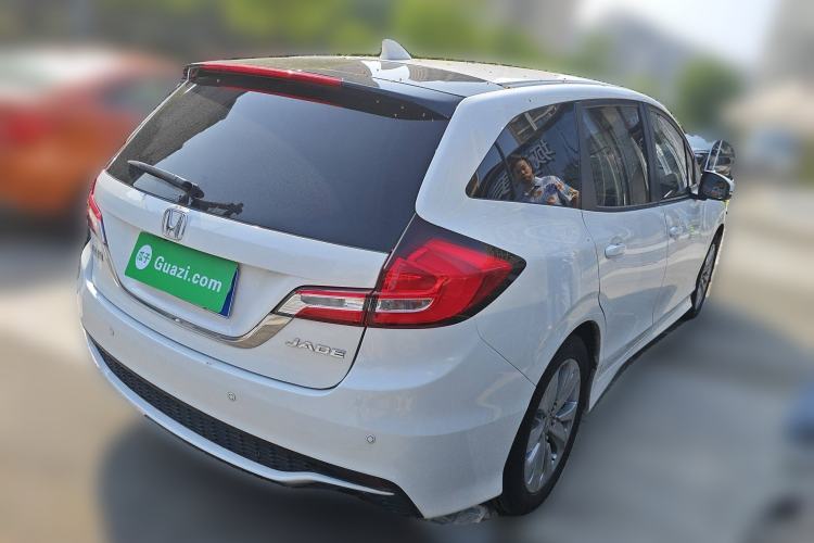 Used Honda Jade 2017 1.8L Automatic Classic Edition 5 seats
