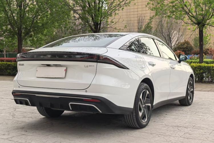 Used Geely Galaxy L6 2025 EM-i 140km Explorer+ Edition
