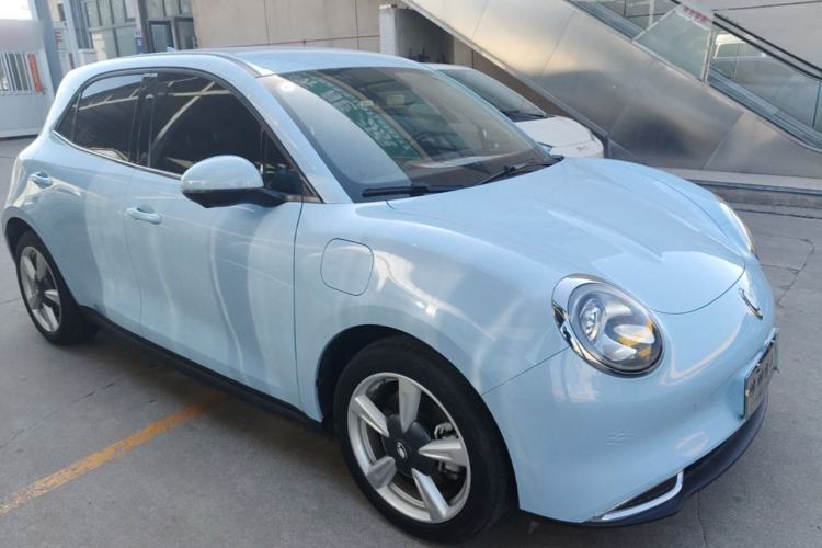 Used ORA Good Cat 2022 400km Standard Range Luxury Version Ternary Lithium Front Right 45 Deg