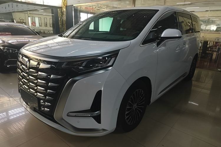 Used Denza D9 2022 DM-i 970 Four-Wheel Drive Flagship Model