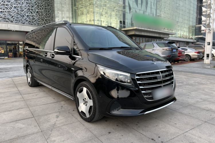 Used Mercedes-Benz V-Class 2024 V 300 L Long Wheelbase Prestige Edition Exterior 5