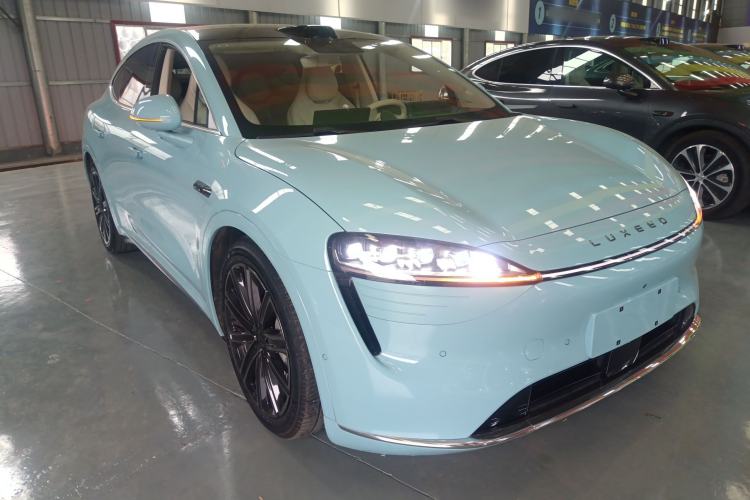 Used Hima Luxeed R7 2025 Range-Extended Version 251 km Max
