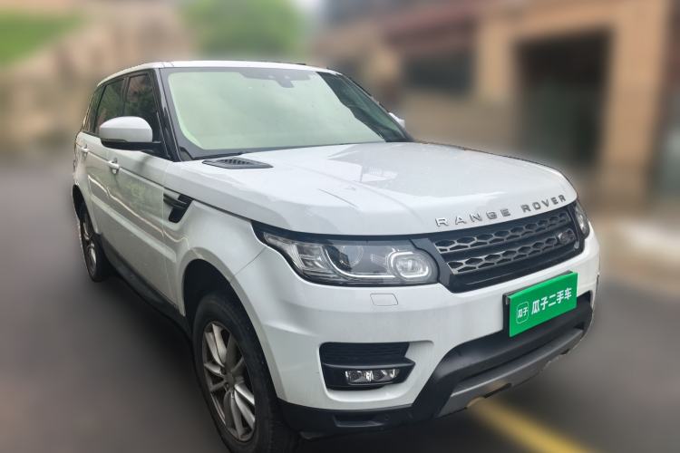 Used Land Rover Range Sport 2017 3.0 SC V6 SE Front Right 45 Deg