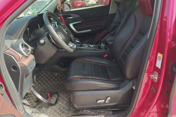 Used Wey VV5 2021 1.5T Two-Wheel Drive Color Pioneer