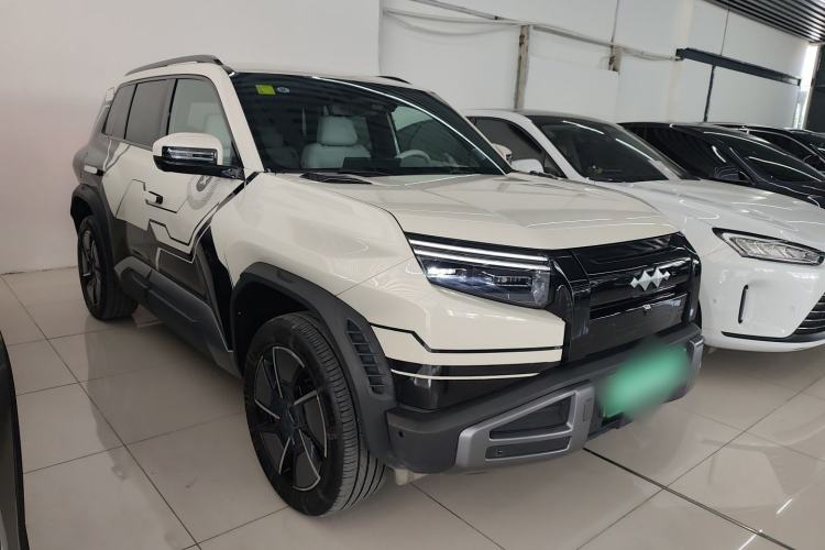 Used Formula Leopard Titanium 3 2025 501KM All-Wheel Drive Intelligent Driving Ultra Version
