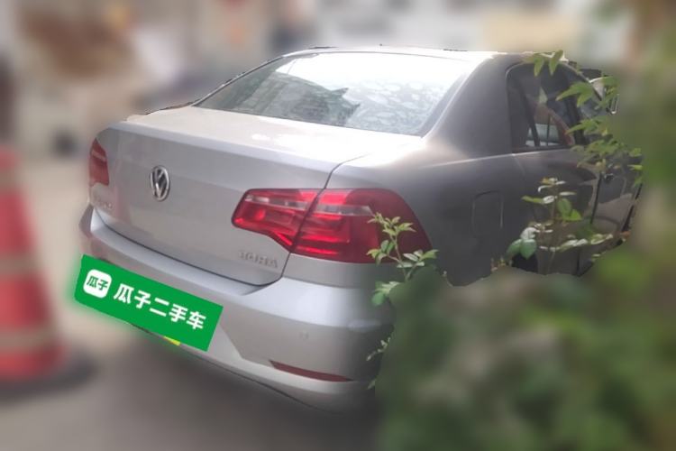 Used Volkswagen Bora 2014 1.6L Manual Fashion Edition Rear Right 45 Deg